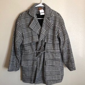 New with tags houndstooth gingham coat